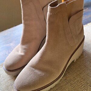 Dolce Vita Chelsea Pull On Ankle Boots